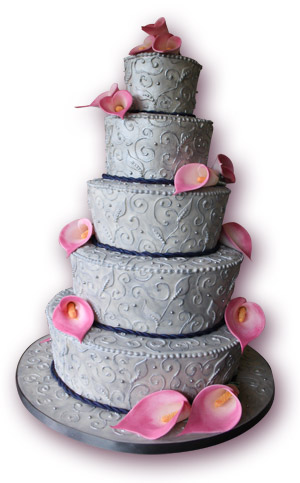 silver brocade wedding cake with calla lilies